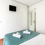 Lazy House Nazare