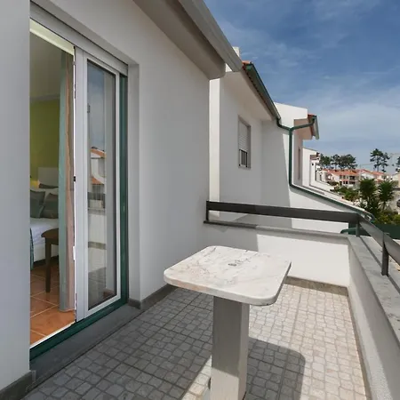 Lazy House * Nazaré